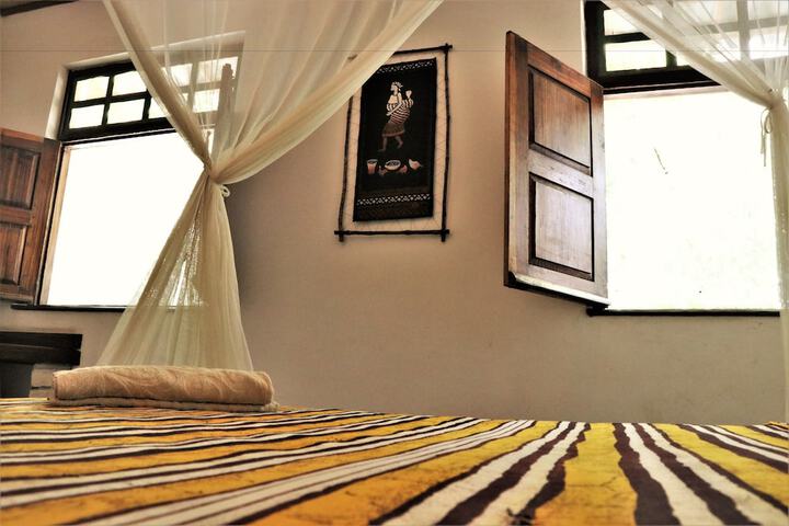 Room 19 of 99