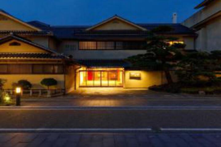 Awara Onsen Tsuruya