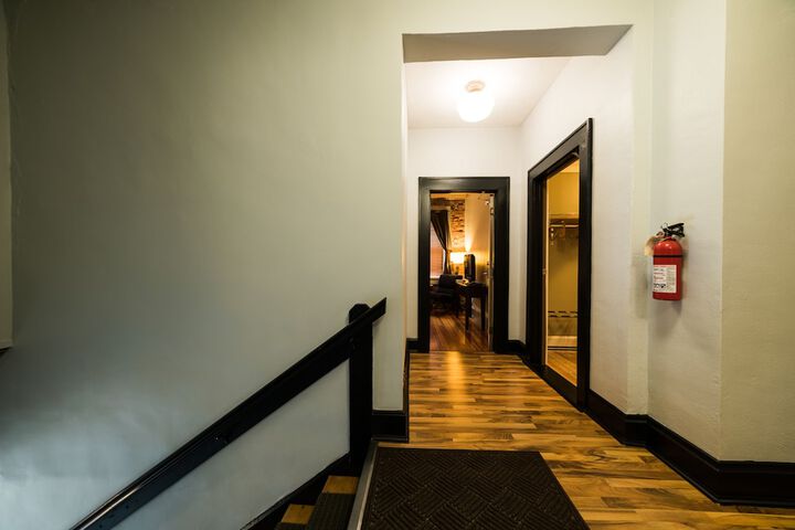 Ballroom/Hall 56 of 68