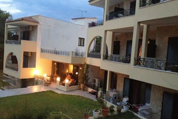 Hotel 45 of 52
