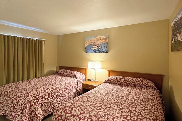 Room 7 of 43