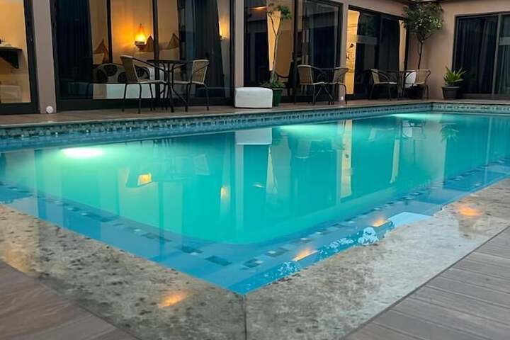 Pool 7 of 8