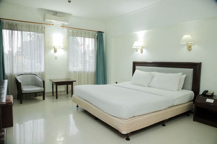Room 14 of 34