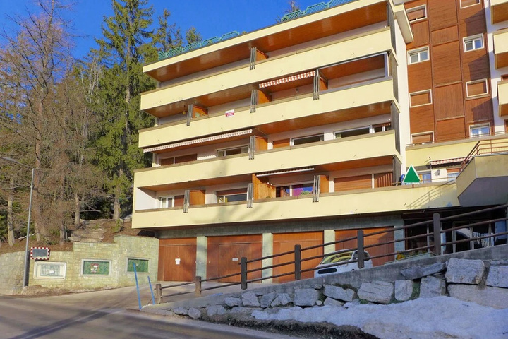 Eperon Lens in Lens With 1 Bedrooms and 1 5 Bathrooms