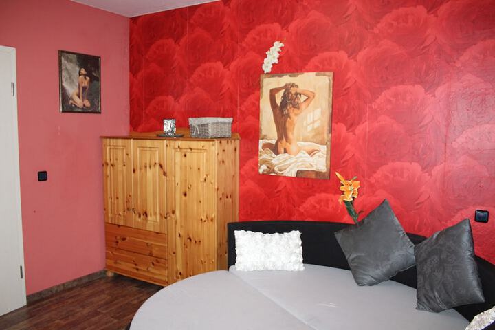 Room 14 of 26