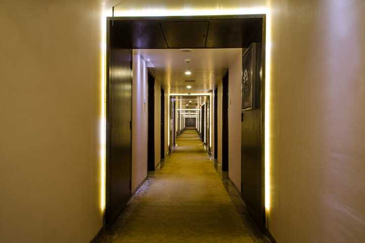 Ballroom/Hall 58 of 64