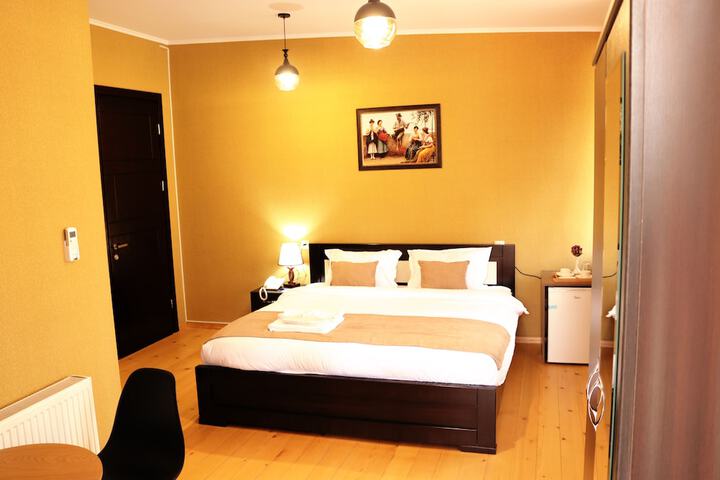 Room 26 of 71
