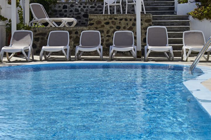 Pool 37 of 59