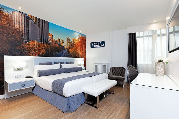 Room 38 of 83