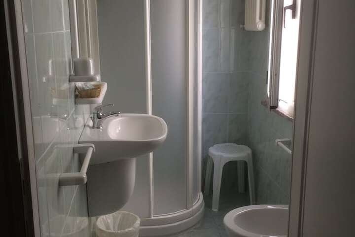 Room 20 of 31