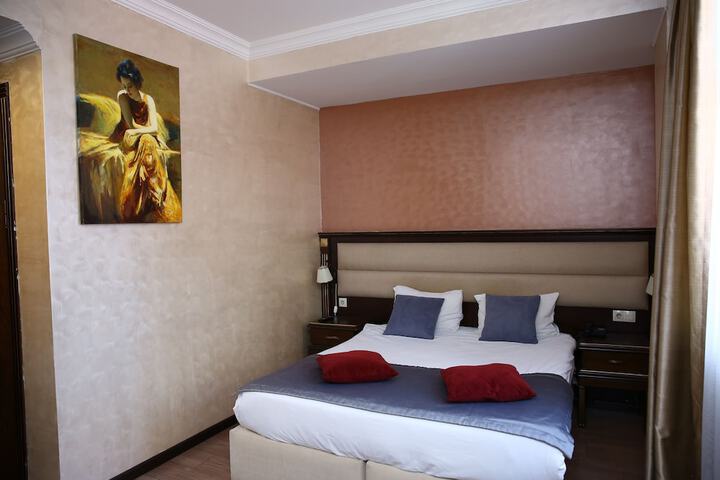 Room 58 of 122