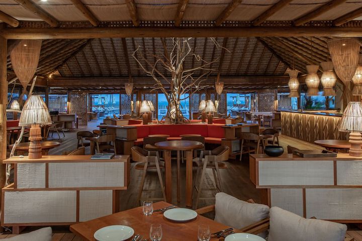 Dining 126 of 149