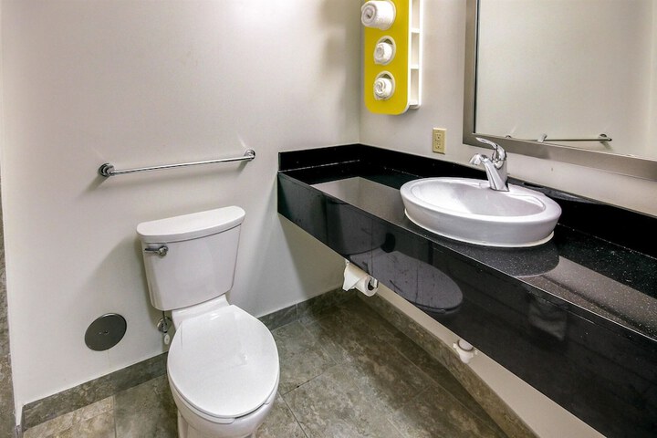 Clean Restrooms