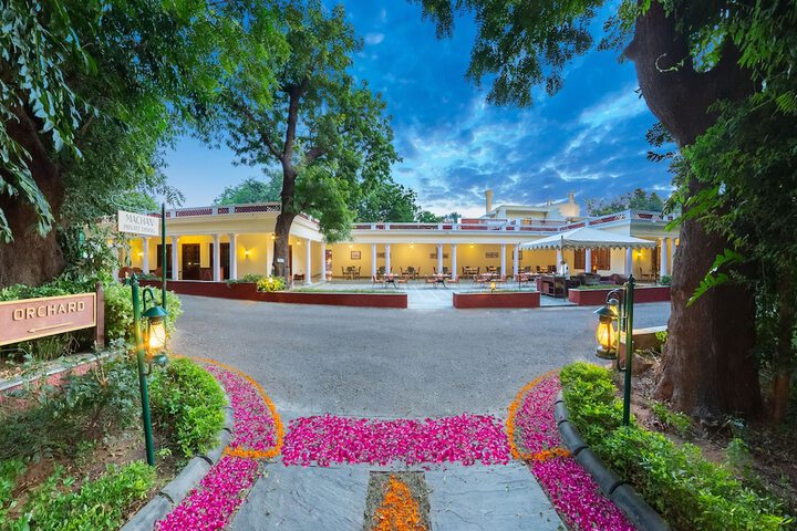 Hotel Exterior 53 of 60