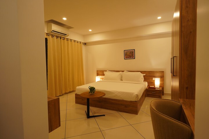 Room 16 of 209