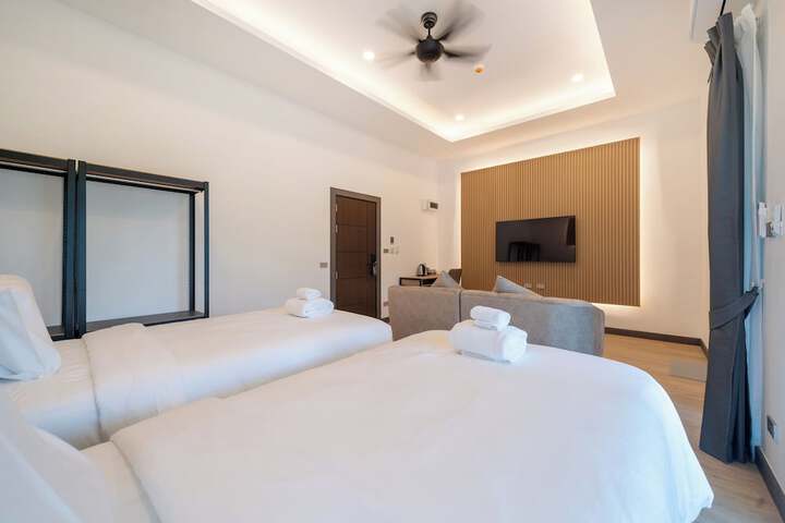 Room 17 of 84