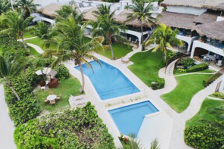 Pool 15 of 18
