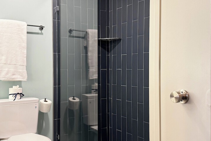 Room 10 of 22