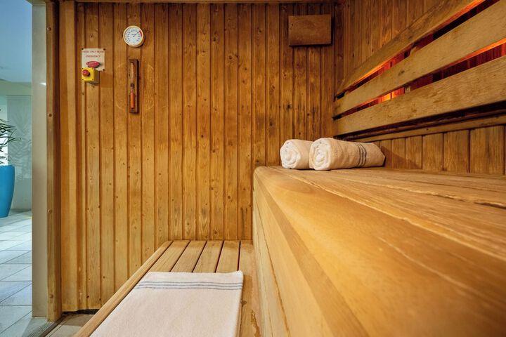 Spa 50 of 74