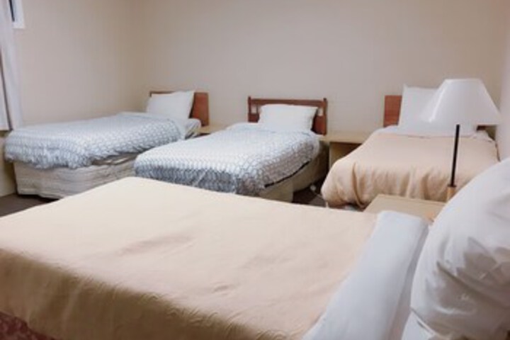 Room 31 of 38