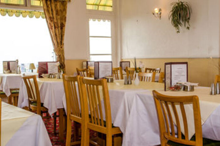 Dining 13 of 47