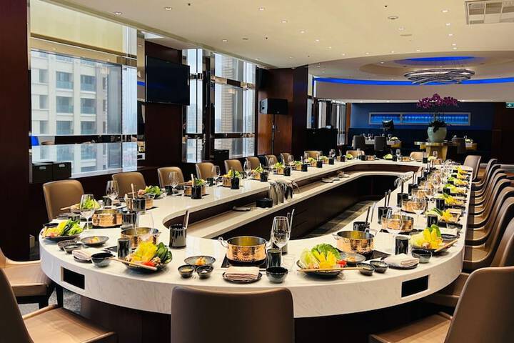 Dining 88 of 129