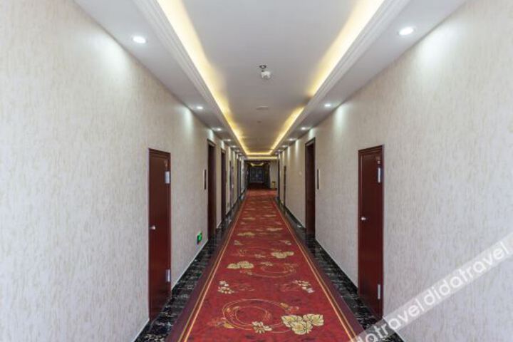 Hotel Interior 11 of 16