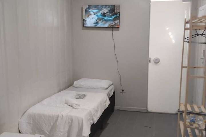 Room 5 of 34