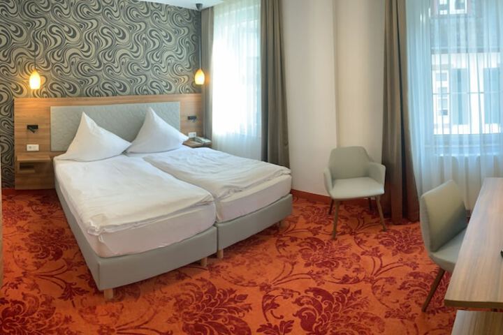 Room 15 of 58