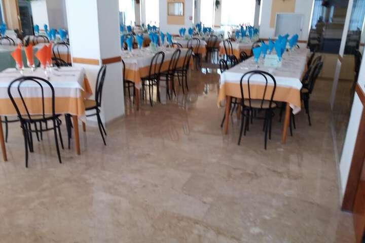 Dining Photos