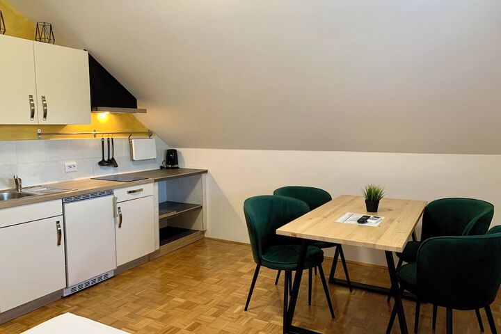 Room 14 of 51