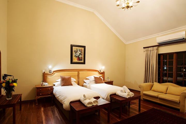 Room 8 of 45