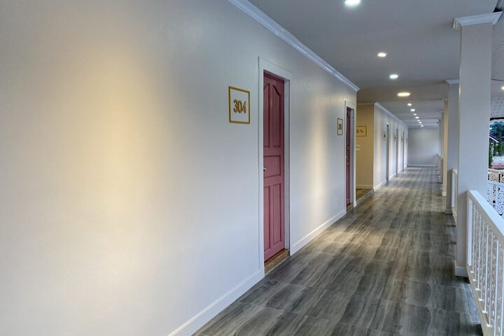 Hotel 2 of 81