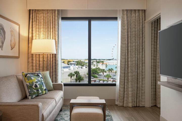Room 28 of 128