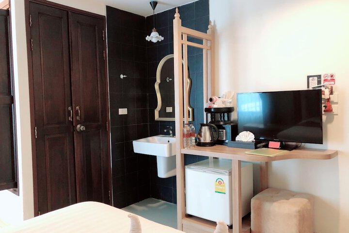 Room 29 of 66
