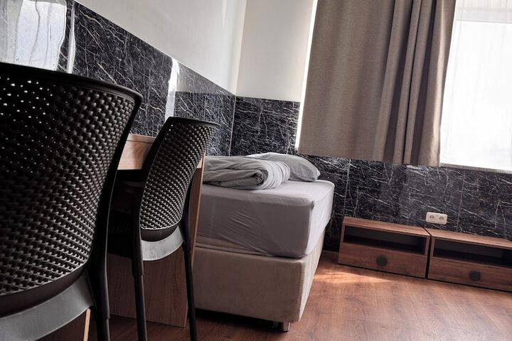 Room 46 of 91