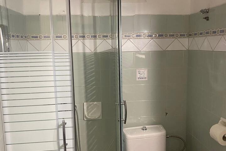 Room 36 of 73