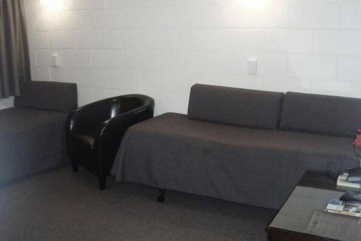 Room 2 of 12