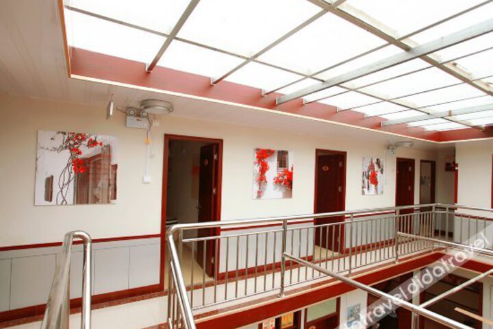 Shurui Fishing Hotel