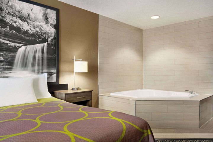 2 Queen Beds (4 of 6)