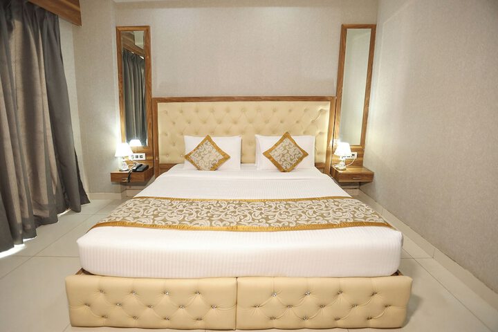Room 20 of 77
