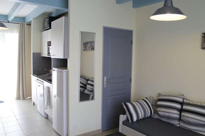 Room 15 of 44
