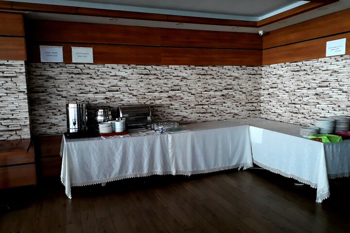 Breakfast/Coffee Service 22 of 29