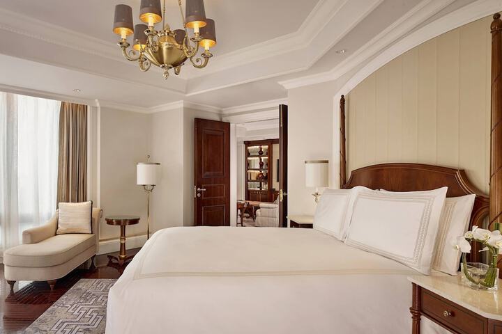 Room 32 of 104