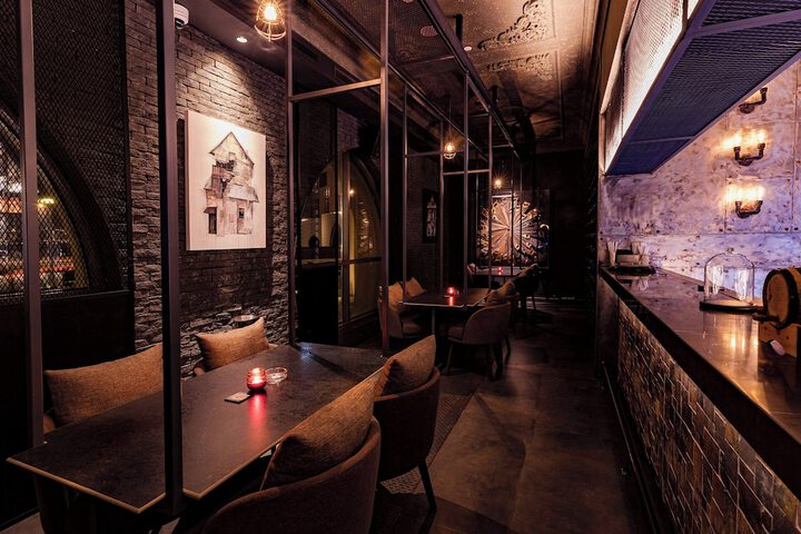 Lounge 108 of 147