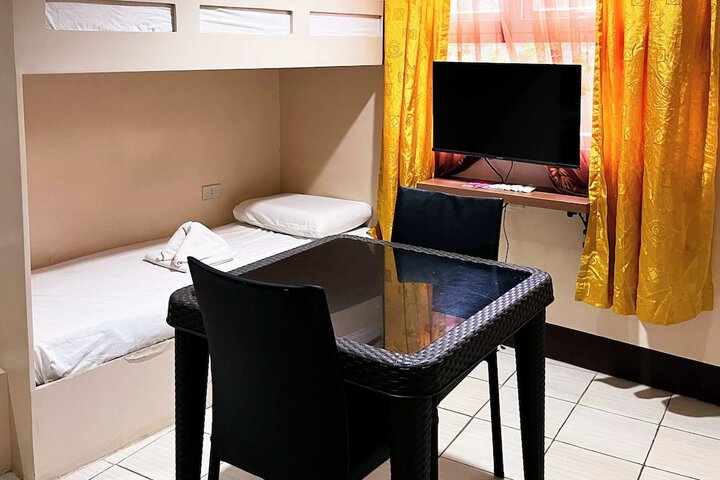 Room 52 of 90