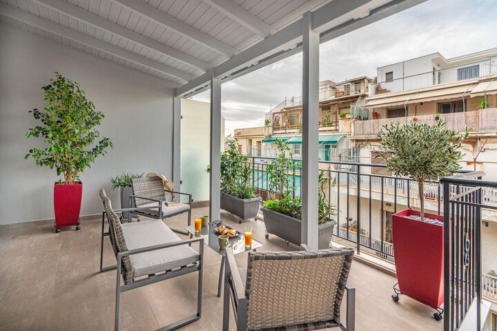 Terrace/Patio 61 of 100