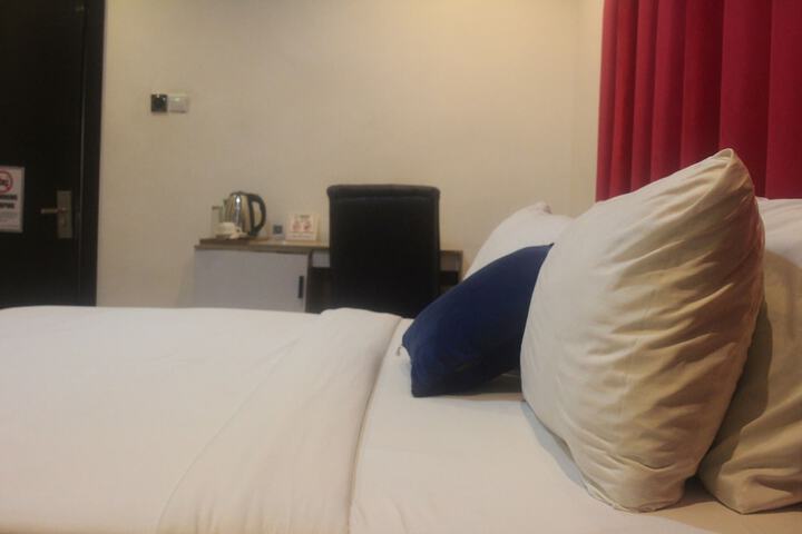 Room 26 of 47
