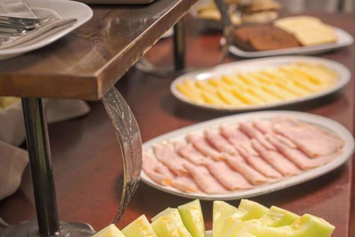 Breakfast buffet