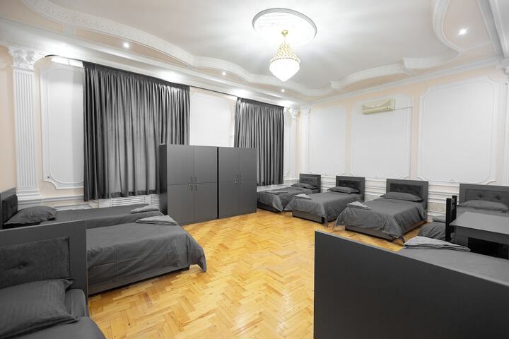 Room 15 of 21